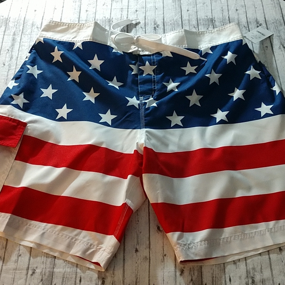 NWT Walnut & 39th Mens Board Shorts